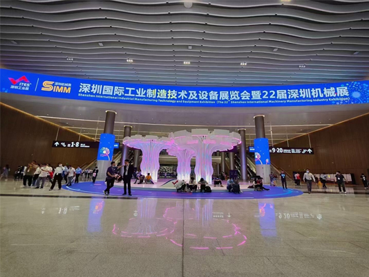 瑞泰風(fēng)東莞大型風(fēng)扇廠家案例圖 瑞泰風(fēng)東莞大型風(fēng)扇廠家案例