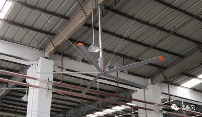 鐵皮房降溫設(shè)備-瑞泰風(fēng)工業(yè)大風(fēng)扇 鐵皮房降溫設(shè)備-瑞泰風(fēng)工業(yè)大風(fēng)扇