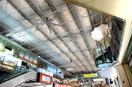 為什么老廠長都推薦瑞泰風(fēng)？工業(yè)風(fēng)扇廠家選它的核心邏輯